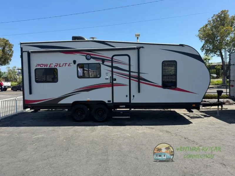 2019 Pacific Coachworks POWER LITE Used    TH 2213 FS - Photo 4