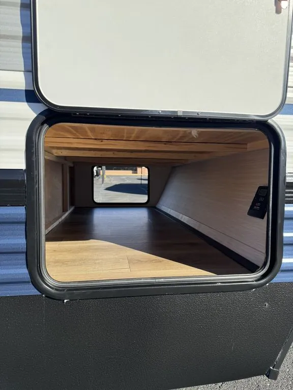 2027 Palomino Puma 337BH, Photos photo 77