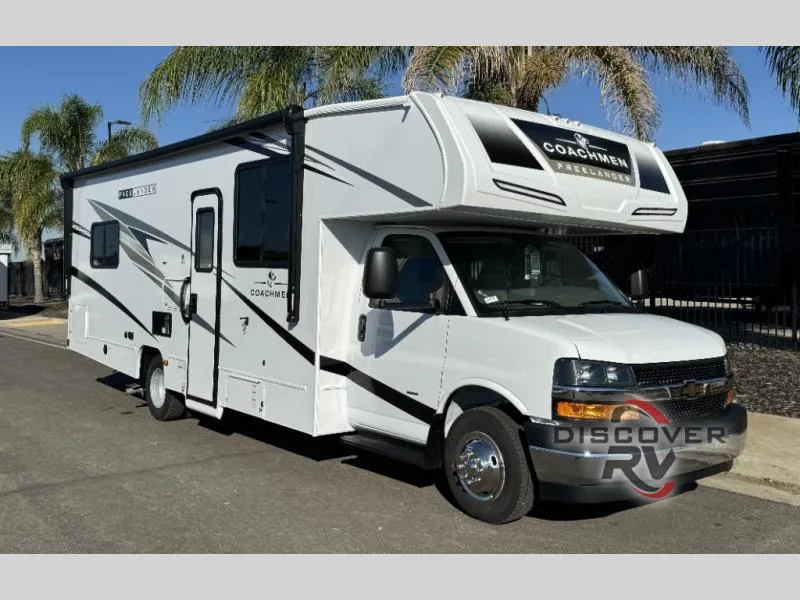 2026 Coachmen Freelander 27QB Chevy 3500 - Photo 2