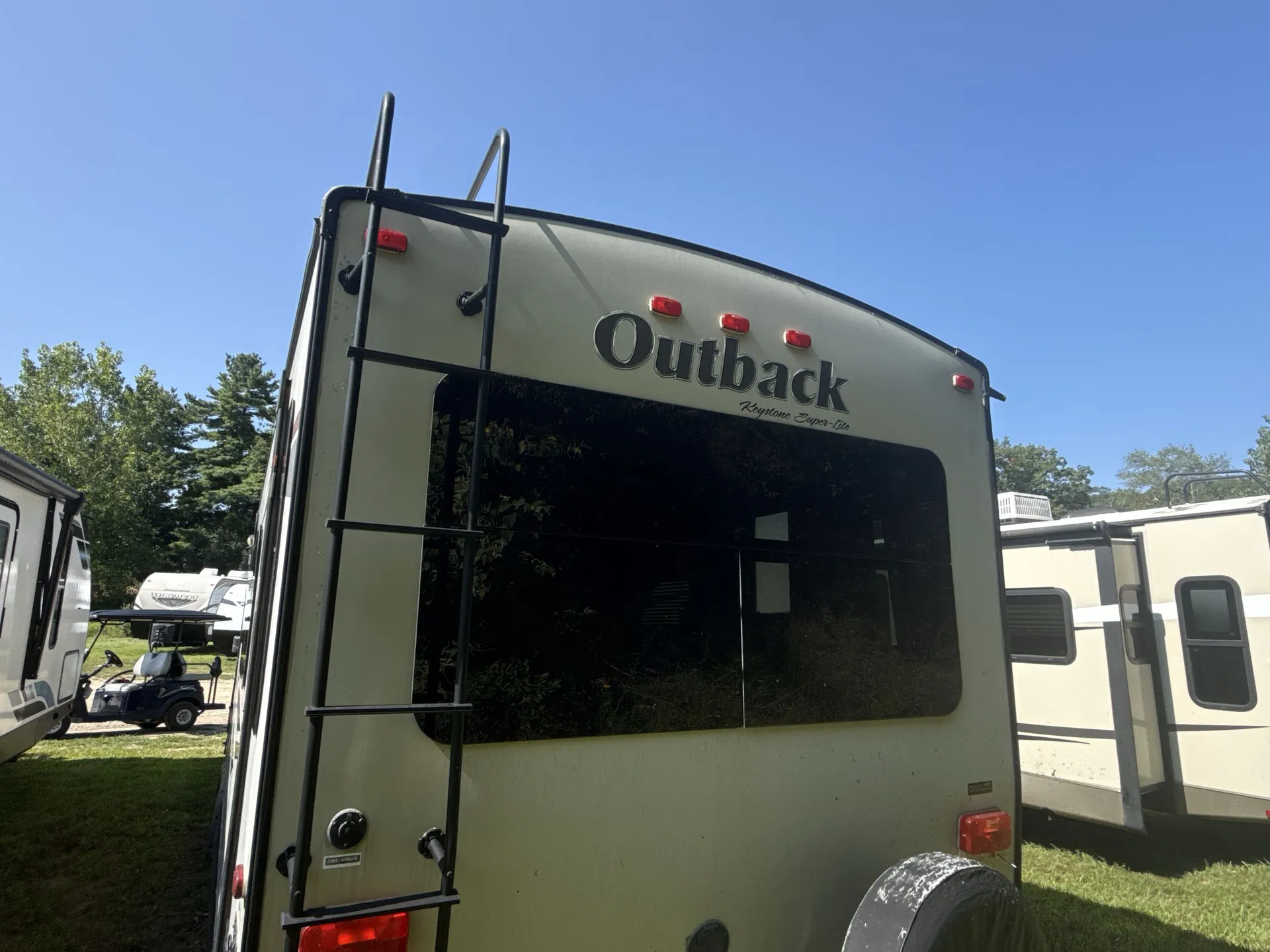 2015 Keystone Outback 277RL — living area main