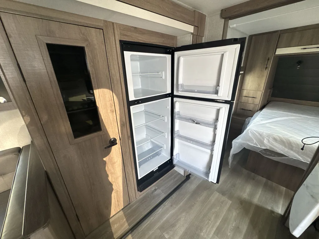 2024 Grand Design Imagine XLS 25DBE, Photos photo 9