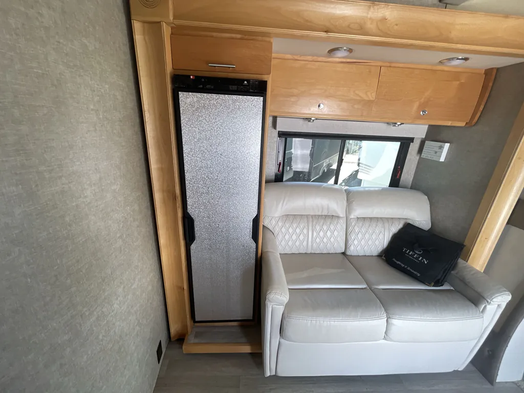 2018 Tiffin Wayfarer 24 TW, Photos photo 16