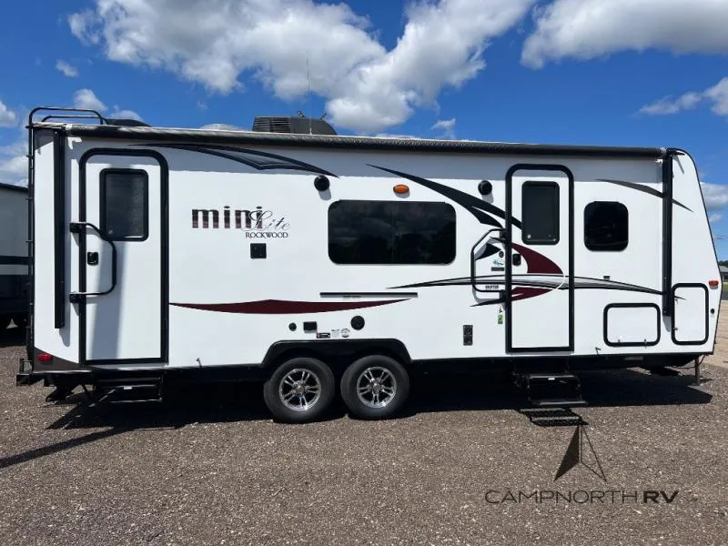 2018 Forest River RV Rockwood Mini Lite 2503S - Photo 2