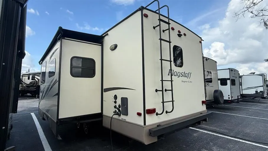 2017 Forest River Flagstaff Super Lite 26RBWS, Photos photo 4
