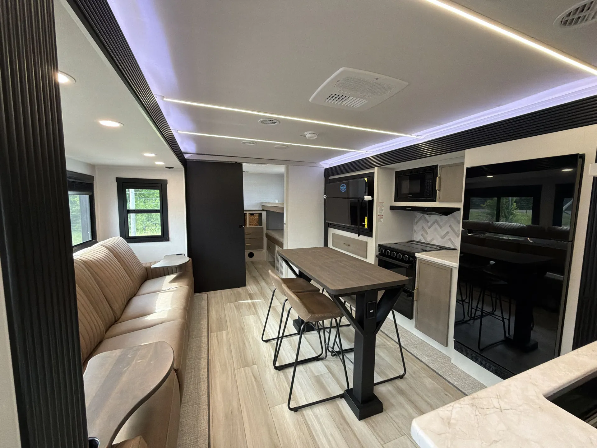 2027 Forest River Wildwood Heritage Glen 301FAM — living area main