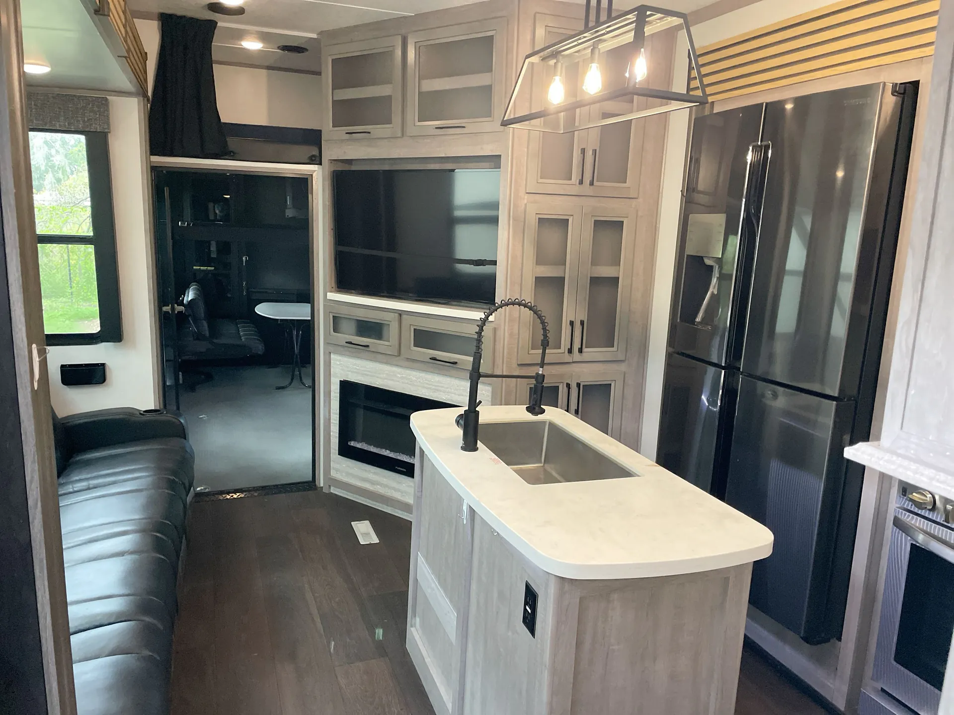 2022 Dutchmen Voltage 4015 dealer photo 2 from Camping World