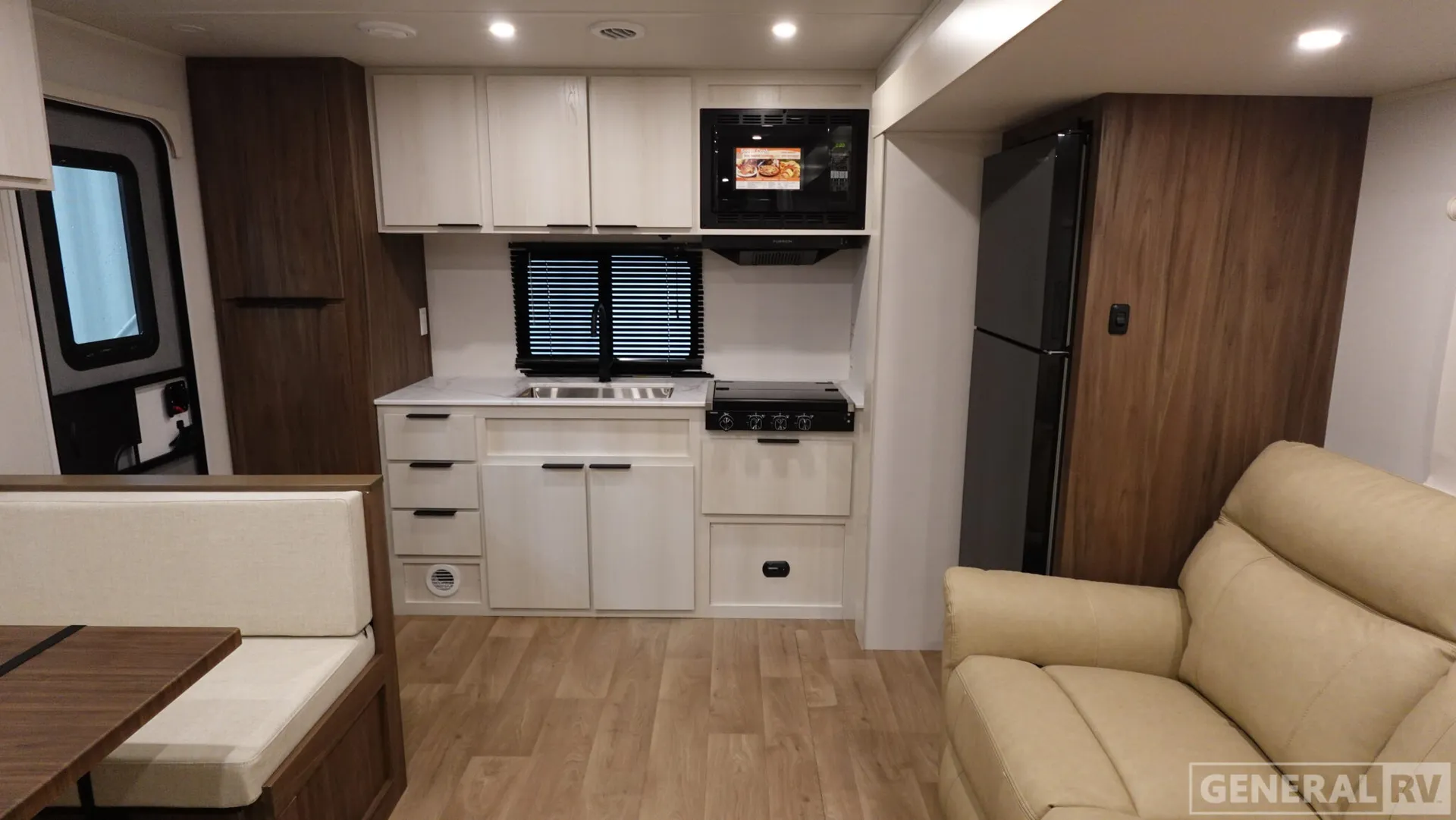 2026 Winnebago Access 25RK - Photo 3