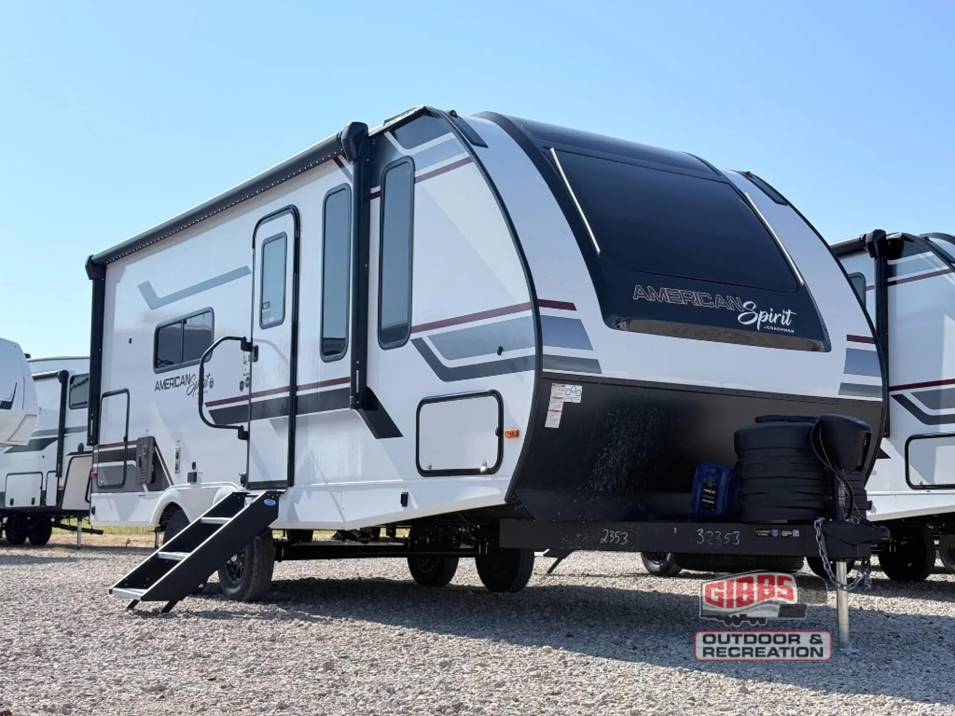 2027 Coachmen American Spirit 2353RB - Photo 2