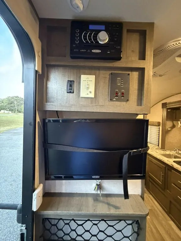 2017 Forest River R-Pod RP-176, Photos photo 17