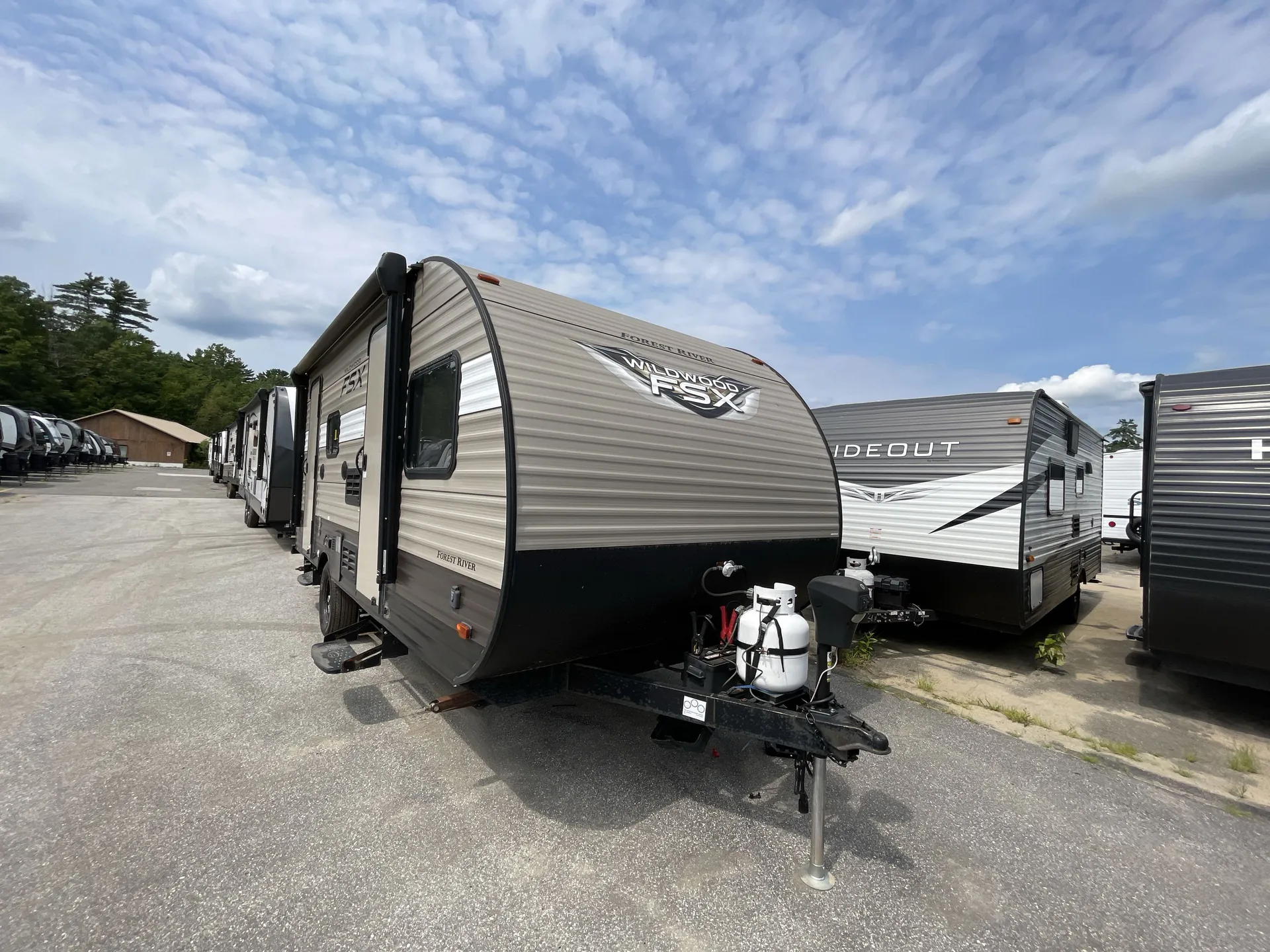 2019 Forest River Wildwood X-Lite 191SSXL - Photo 2