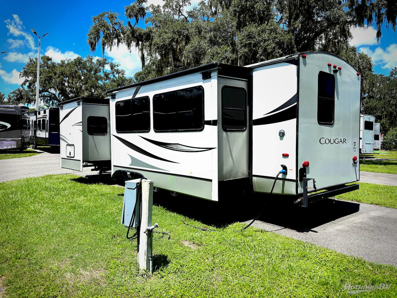 2022 Keystone Cougar Half-Ton 30RKD - Photo 4