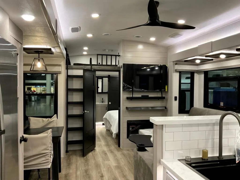 2026 Jayco North Point 395DSDB, Photos photo 11