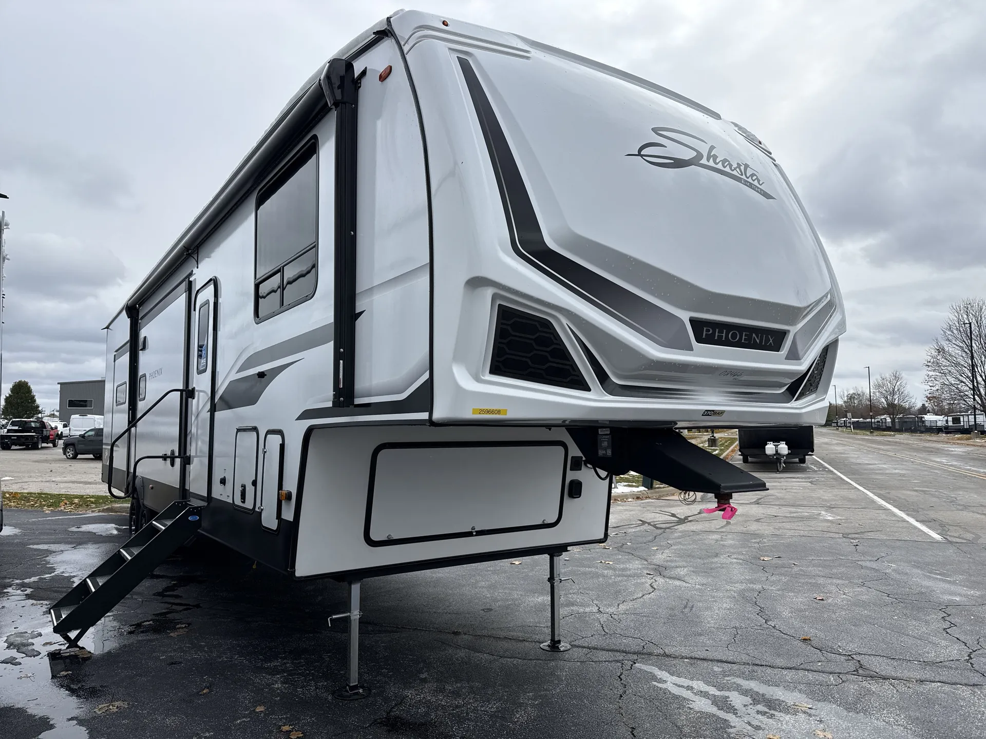 2026 shasta Phoenix 370BAF - Photo 2
