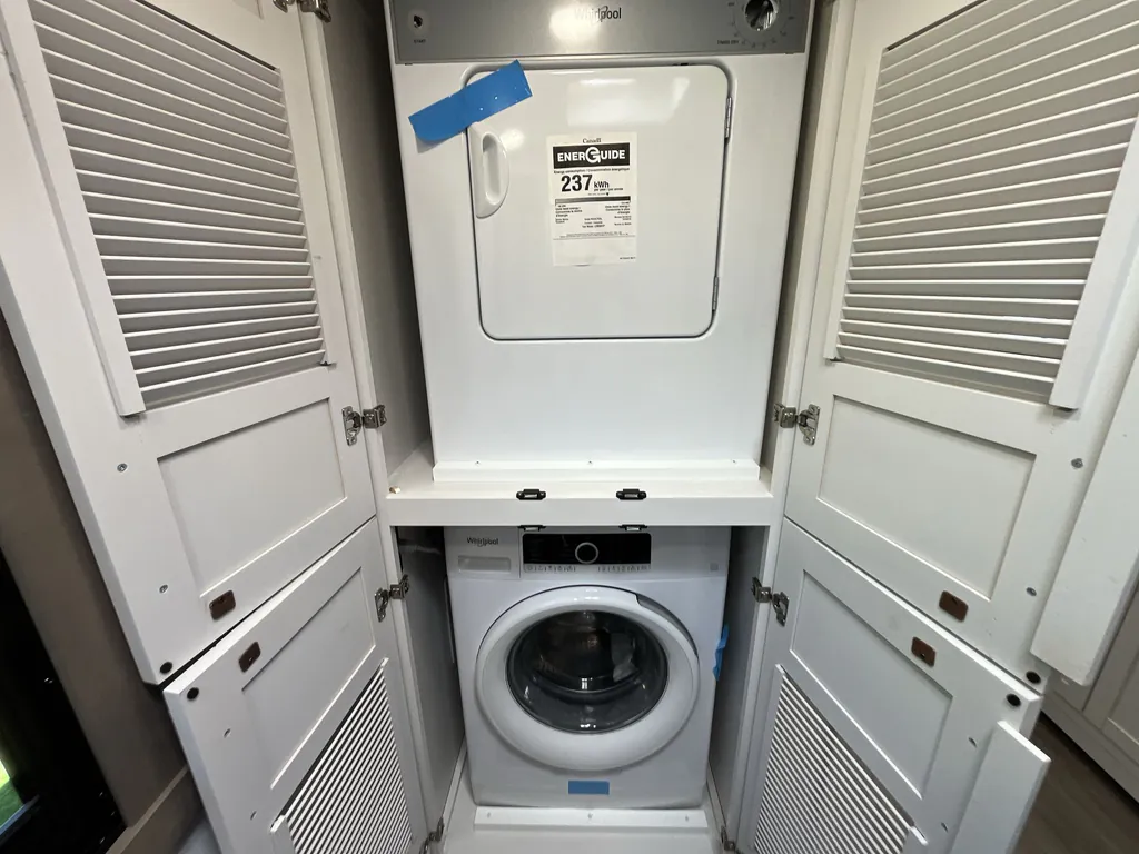 2027 Entegra Coach Vision XL 36C, Photos photo 24