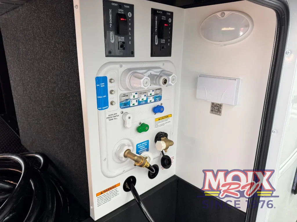 2026 Brinkley Model Z 3600, Photos photo 17