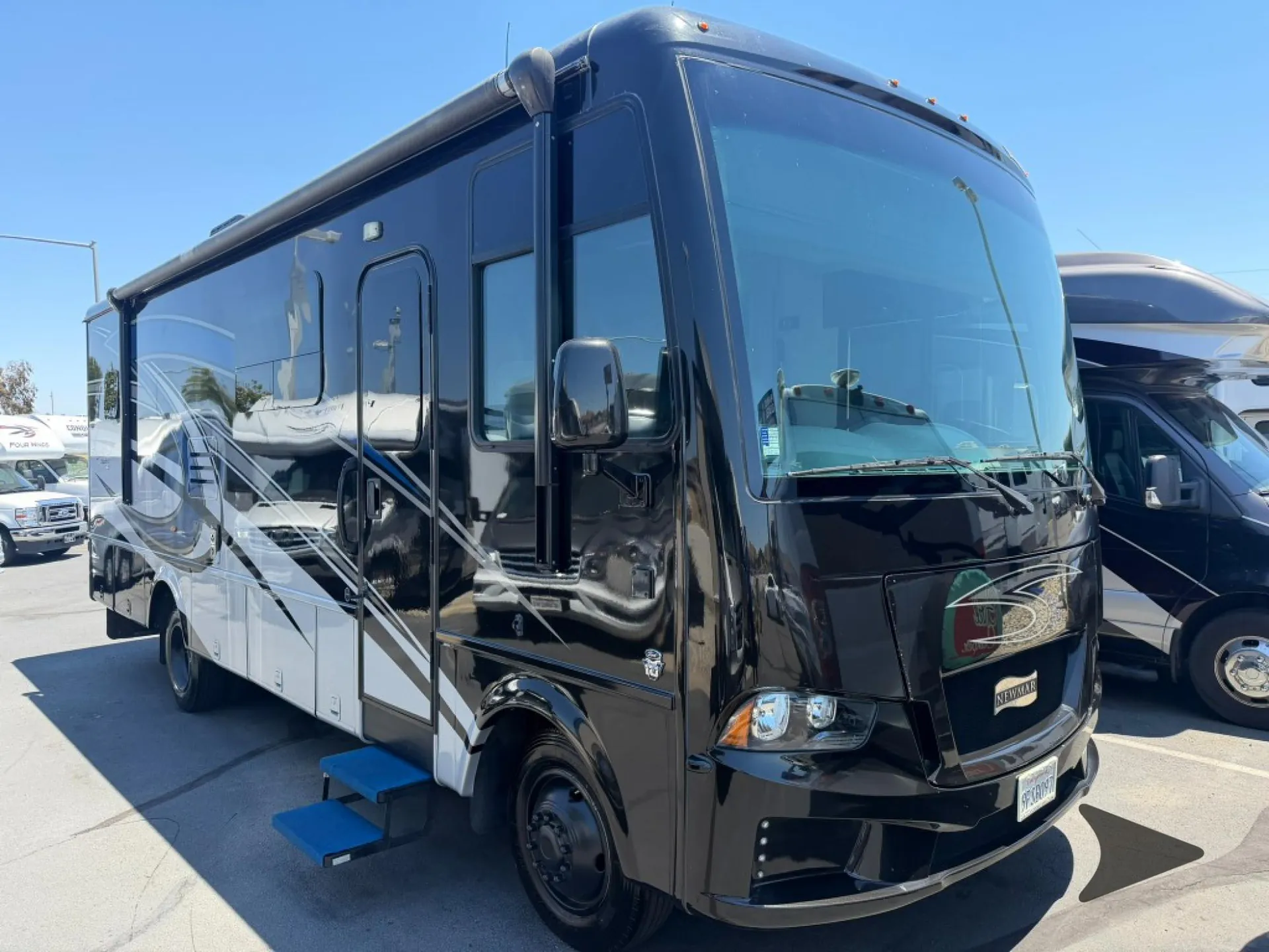 2020 Newmar Bay Star Sport 2813 - Photo 2