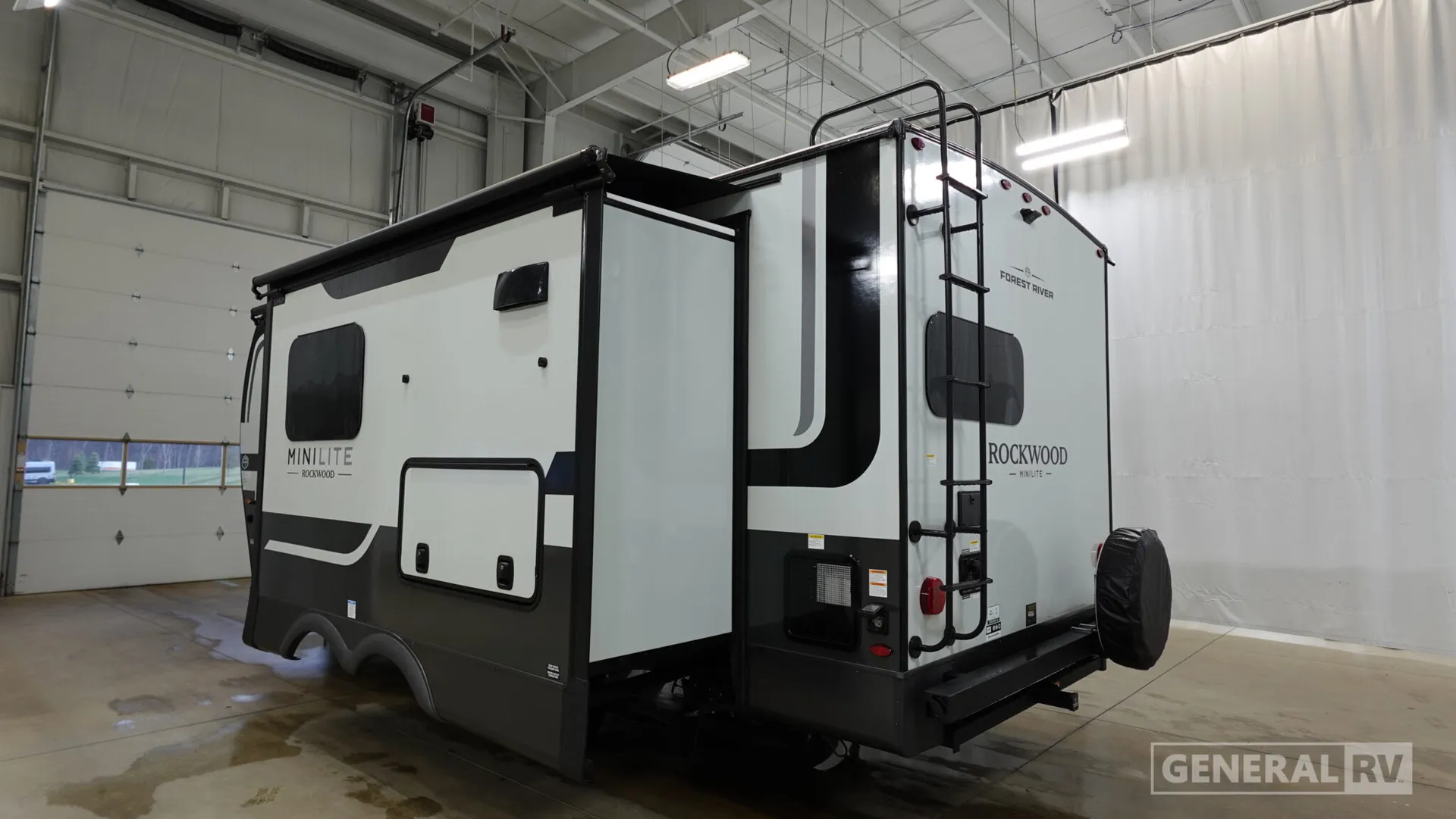 2026 Forest River Rockwood Mini Lite 2522FB - Photo 4