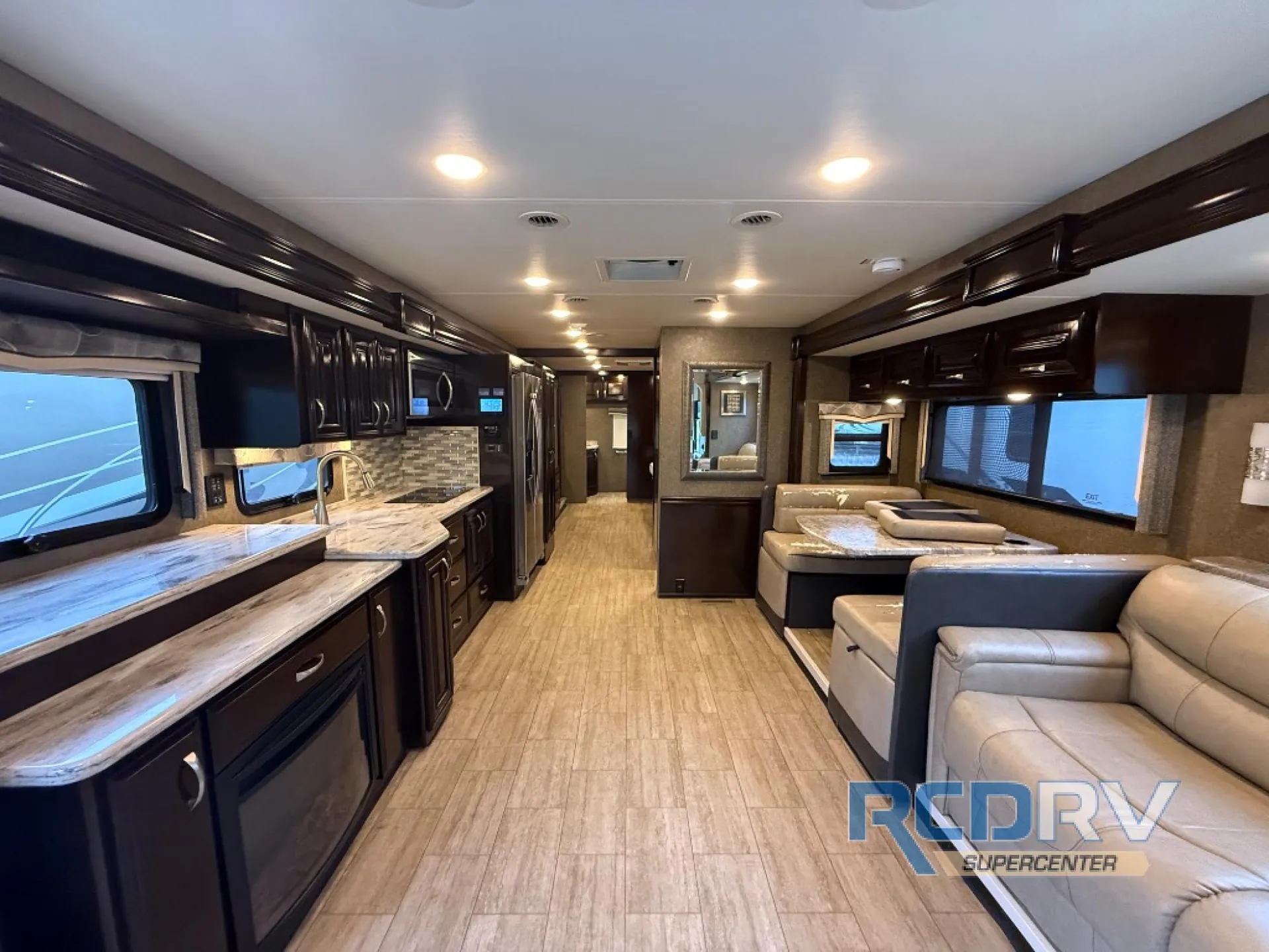 2019 Thor Motor Coach Challenger 37FH - Photo 4