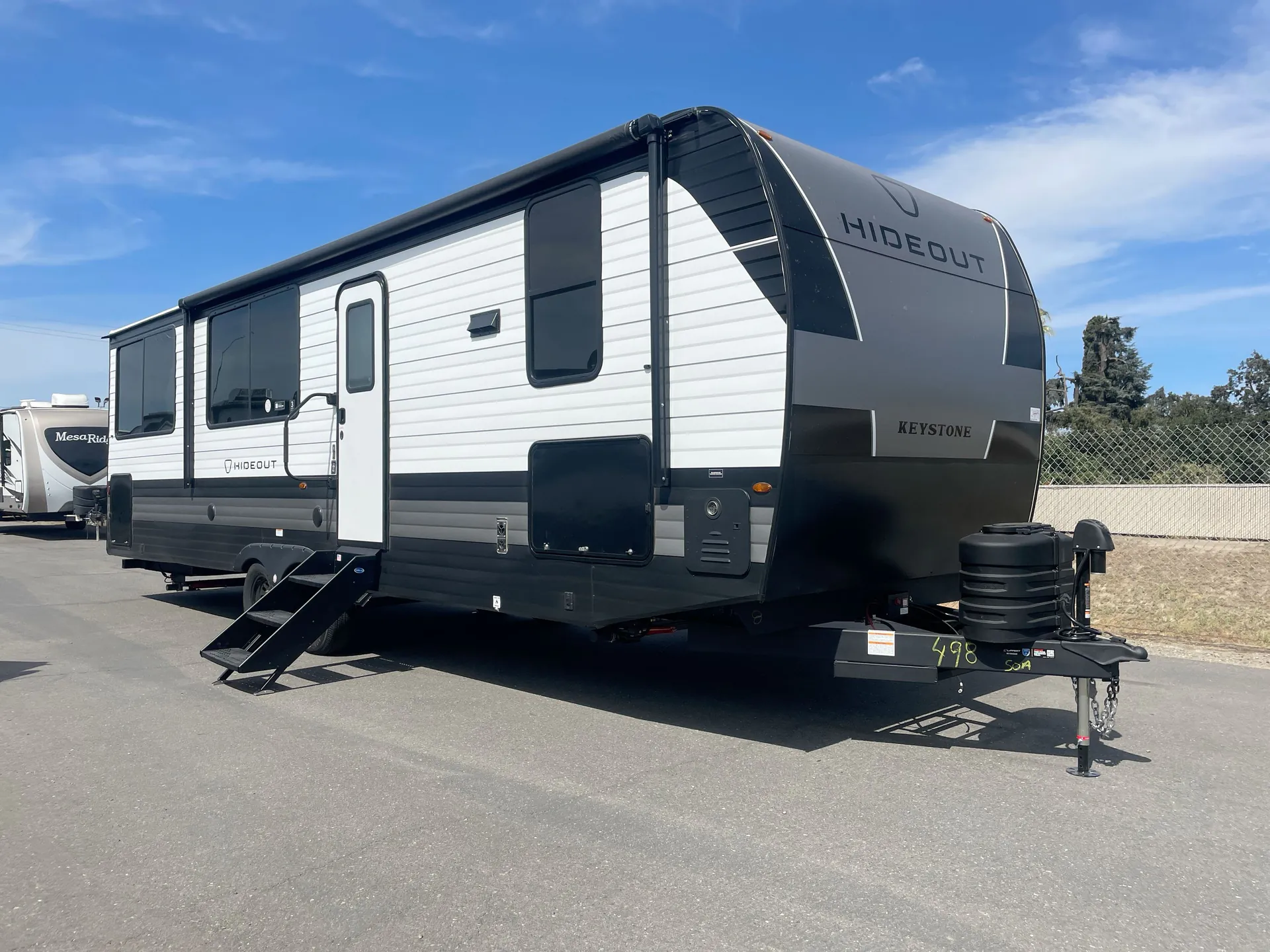 2027 Keystone Hideout Max 29HAVEN dealer photo 1 from Camping World