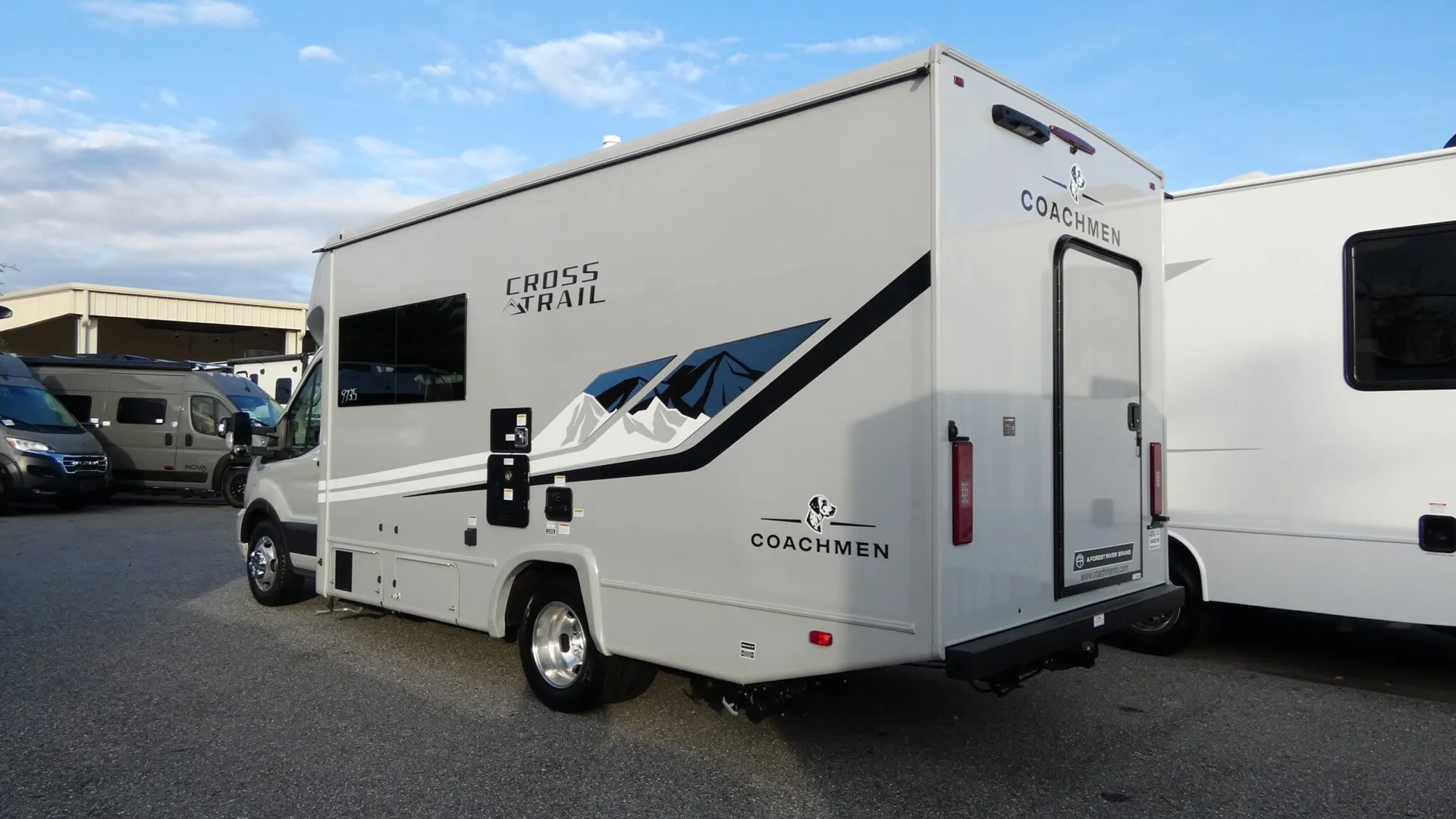 2026 Coachmen Cross Trail EV 21XG - Photo 4
