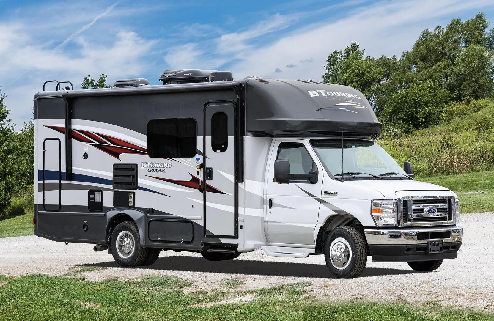 Gulf Stream BTouring Cruiser 5240 exterior