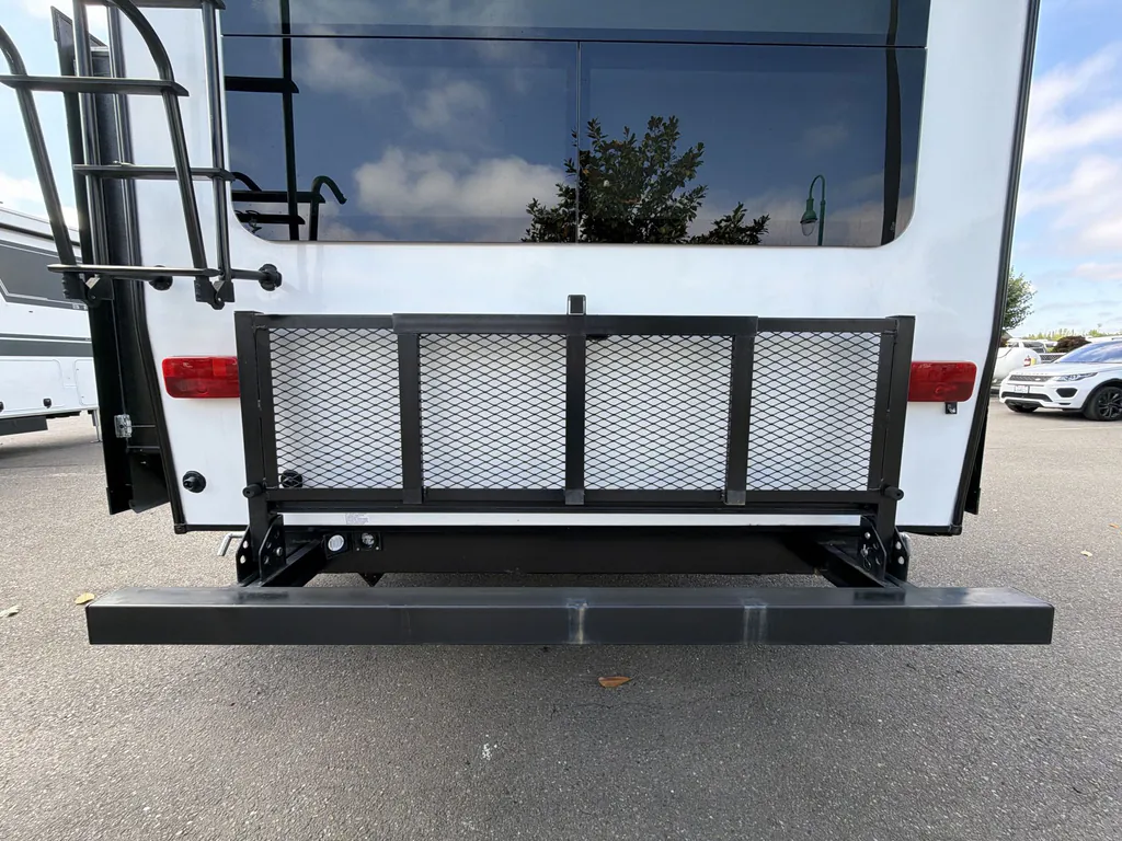2018 Keystone Outback 298RE, Photos photo 13