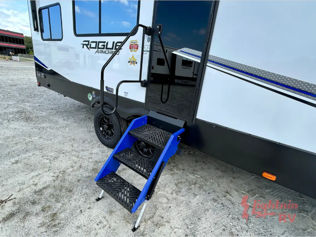 2026 Forest River Vengeance Rogue Armored 26L140, Photos photo 29