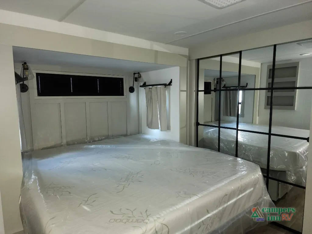 2025 Brinkley Model G 4100, Photos photo 30
