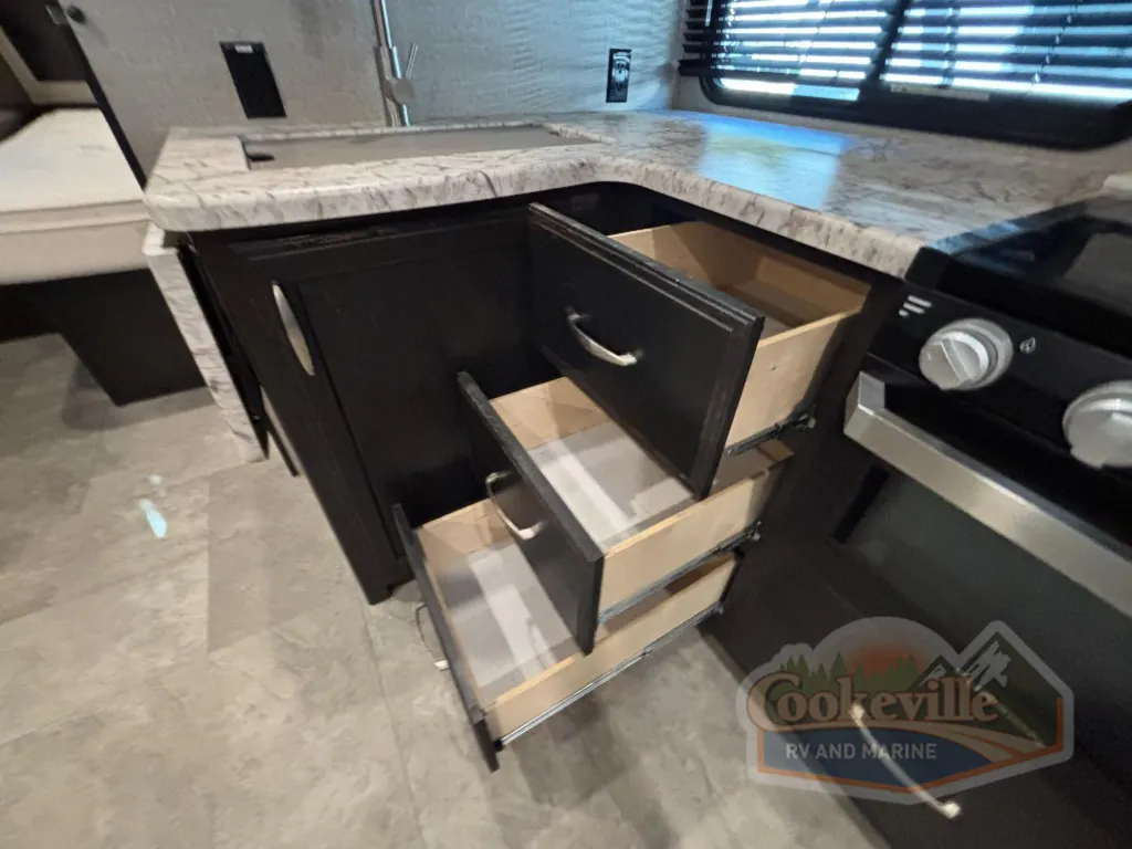 2019 Grand Design Imagine 2800BH, Photos photo 24