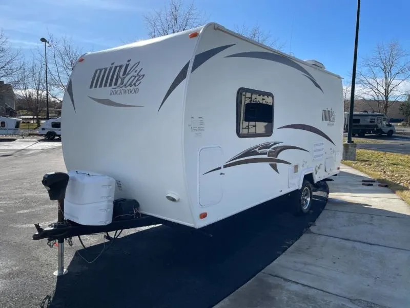 2015 Forest River RV Rockwood Used    1901 - Photo 2