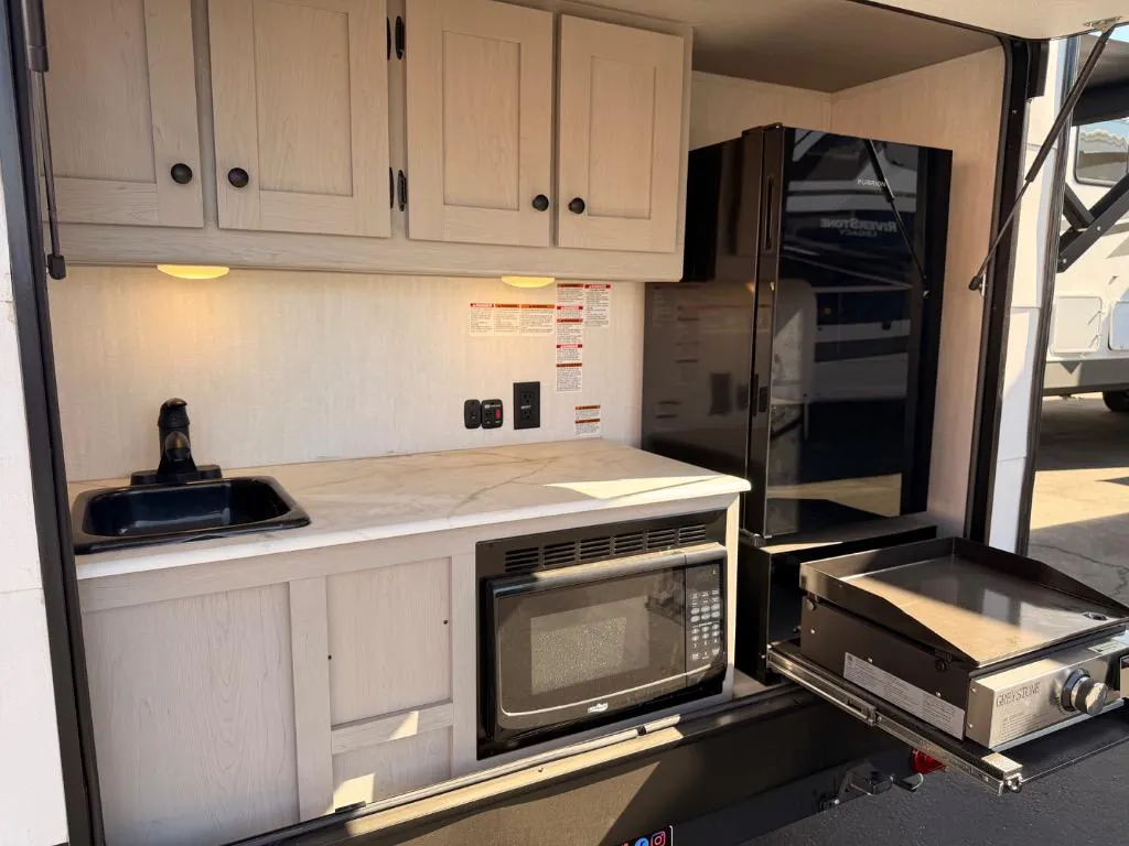 2025 Coachmen Clipper ROK 11000ROK - Photo 3