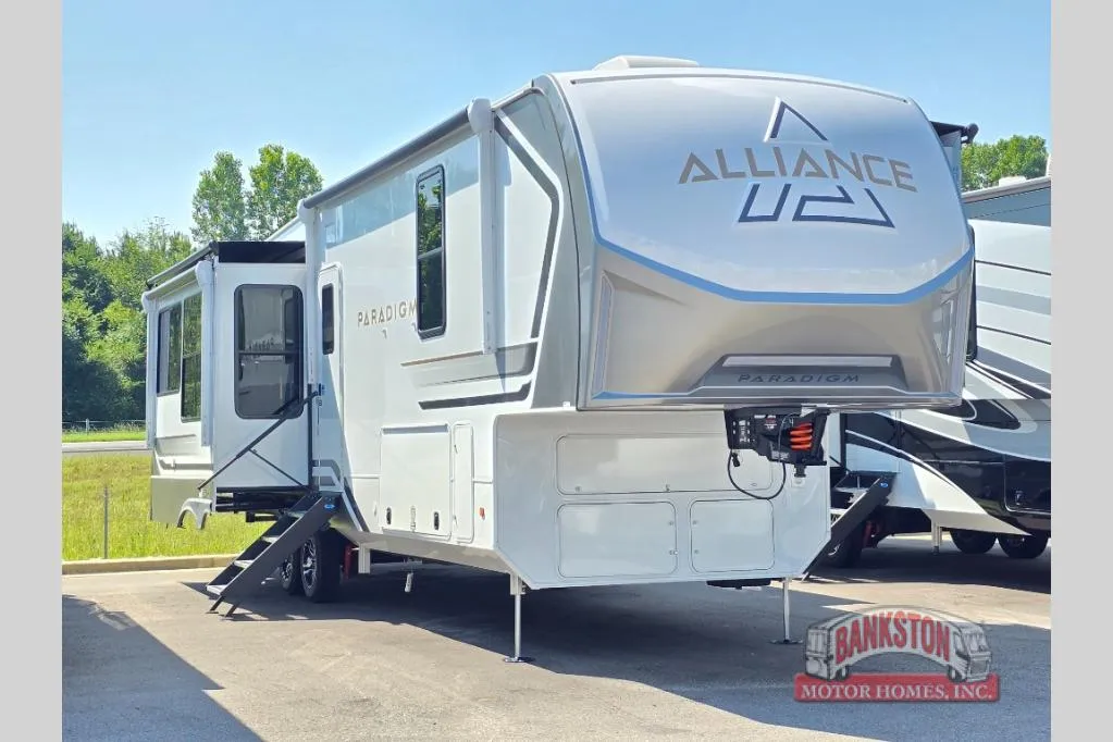 2026 Alliance RV Paradigm 340RL - Photo 2