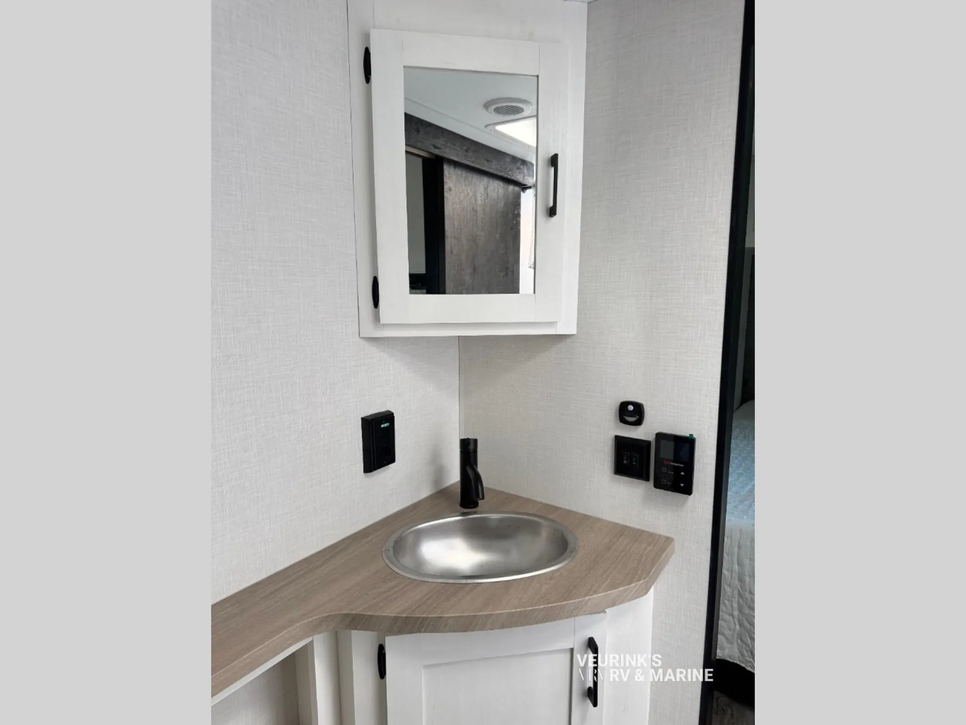 2026 Venture RV Sienna SA241VRD - Photo 3