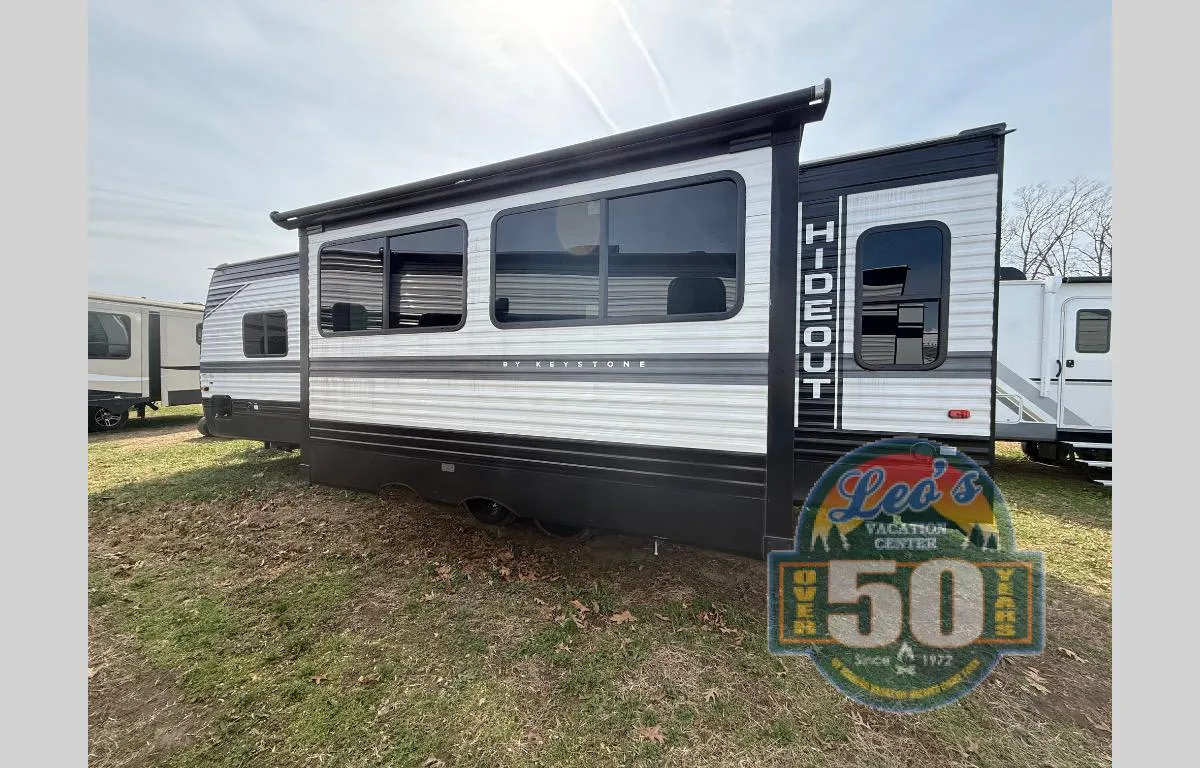 2022 Keystone Hideout 27RLS - Photo 4
