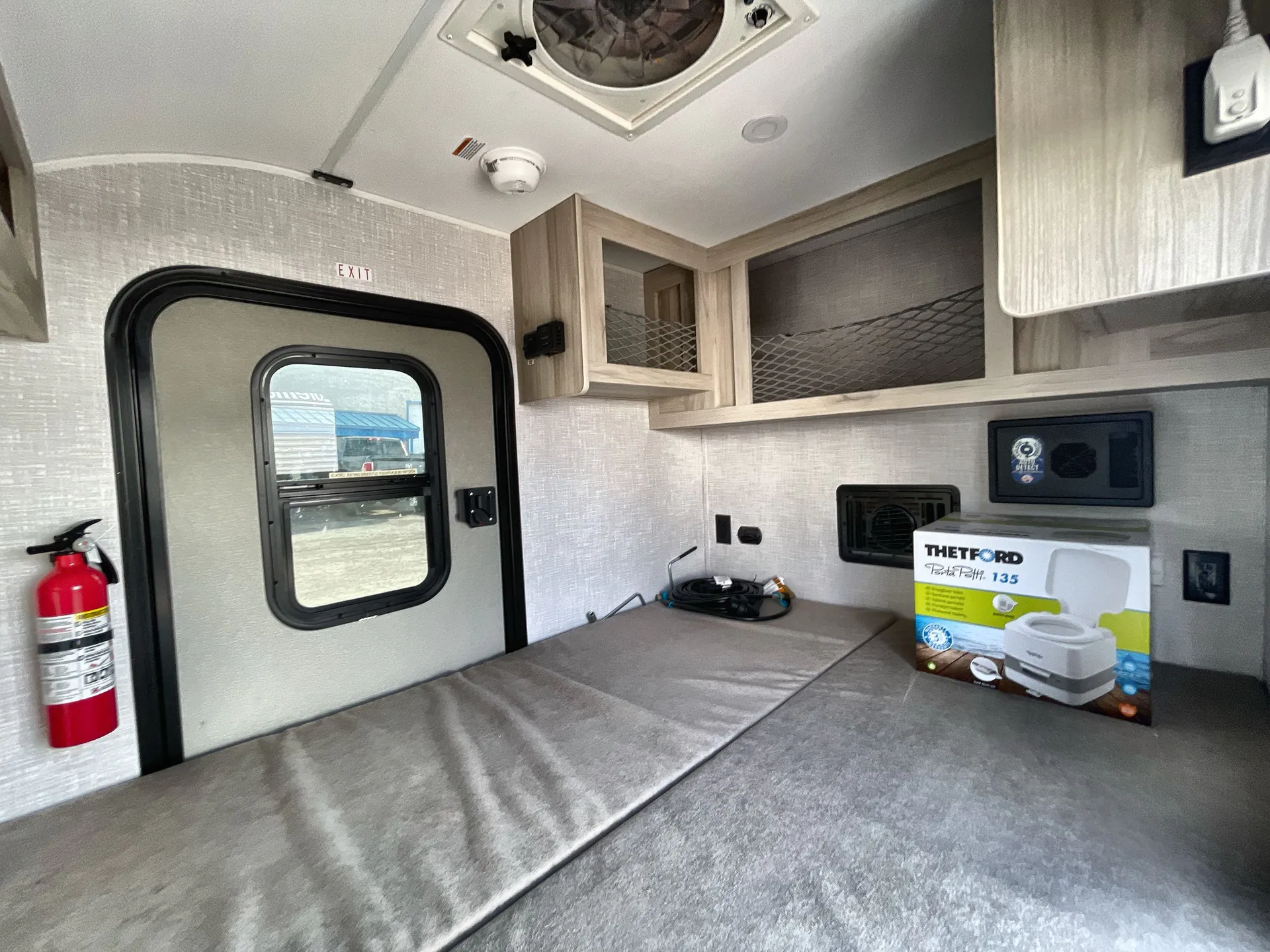 2026 Bontrager Outdoors Drifter 10ROK — living area main