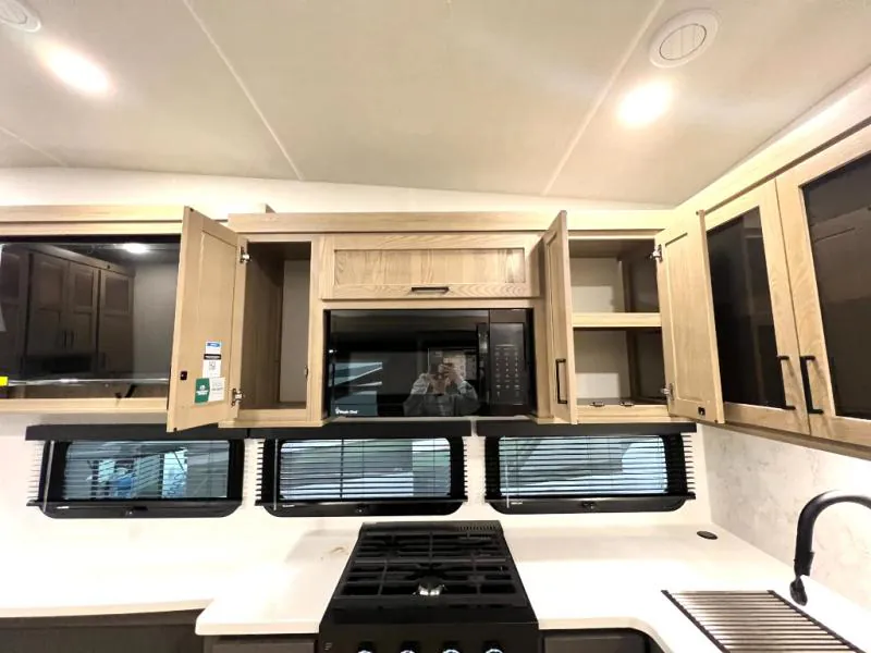 2026 Forest River Rockwood Signature R374DBH, Photos photo 23