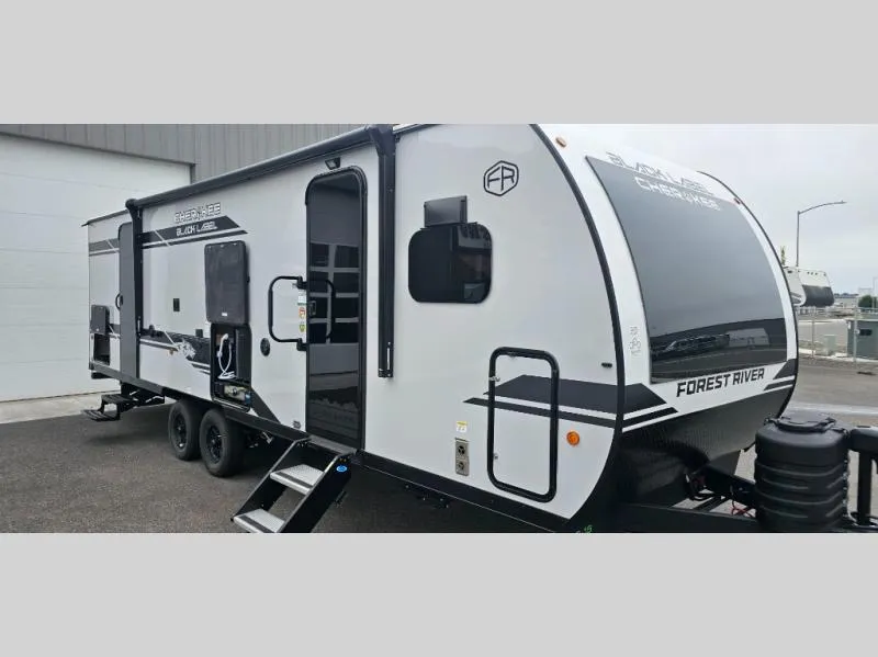 2026 Forest River Cherokee Grey Wolf Black Label 27GHBL - Photo 2