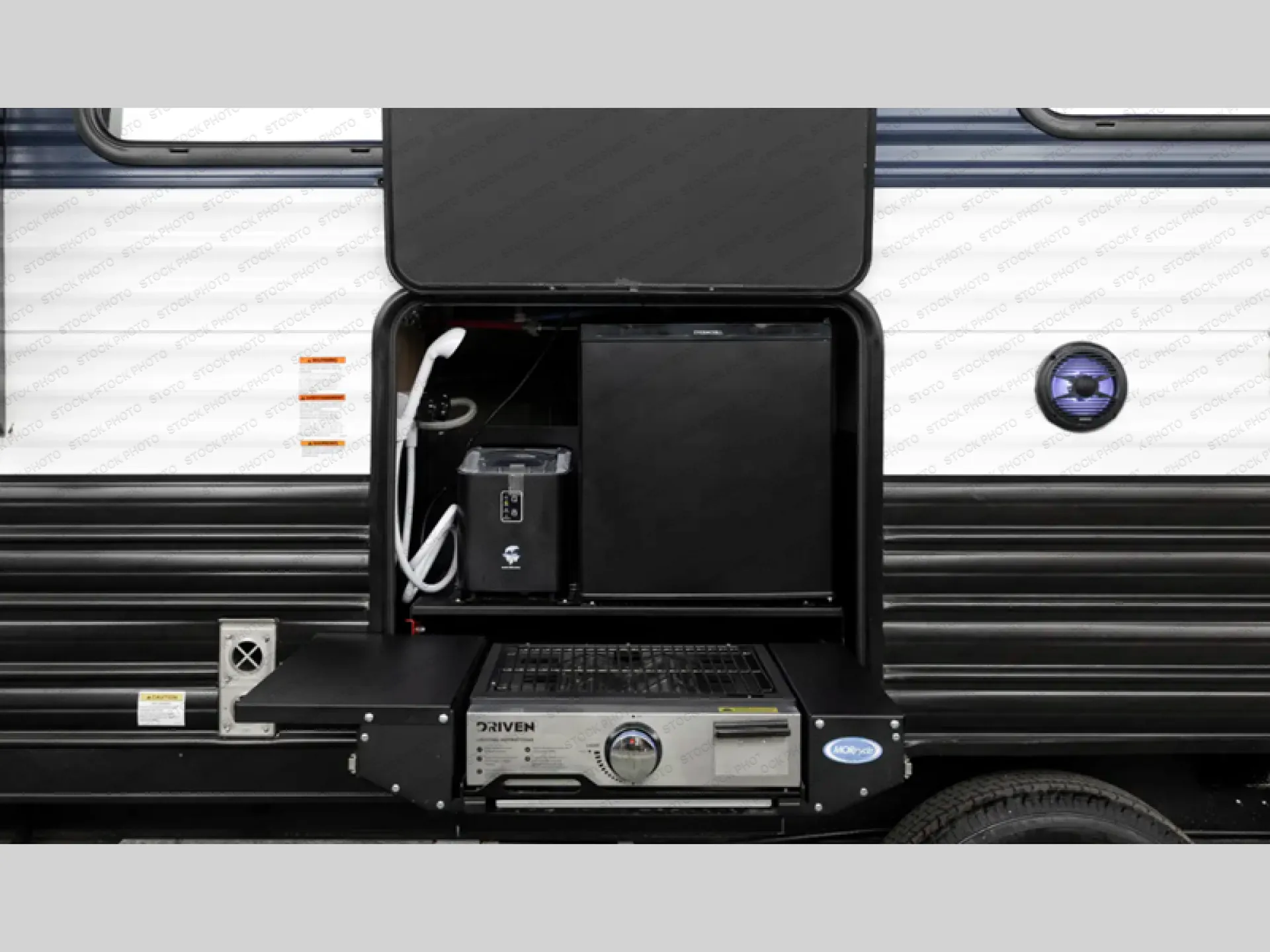 2027 Forest River Cherokee Grey Wolf 26SS — Photo 6
