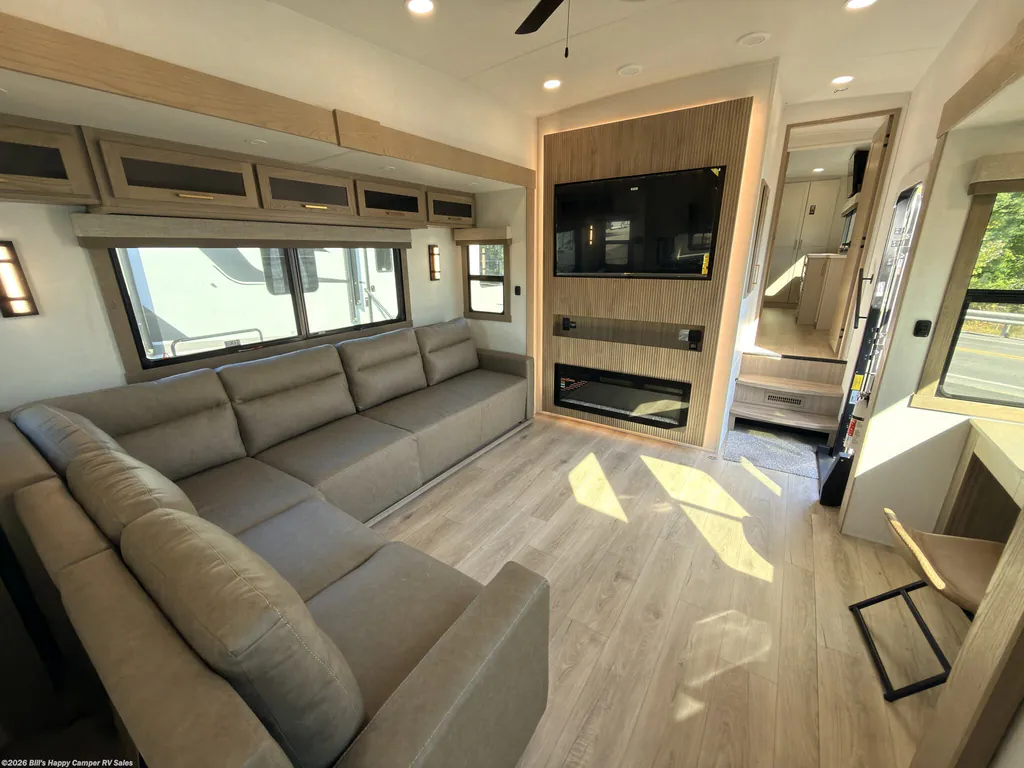 2027 Forest River Rockwood Signature 404SRK, Photos photo 25
