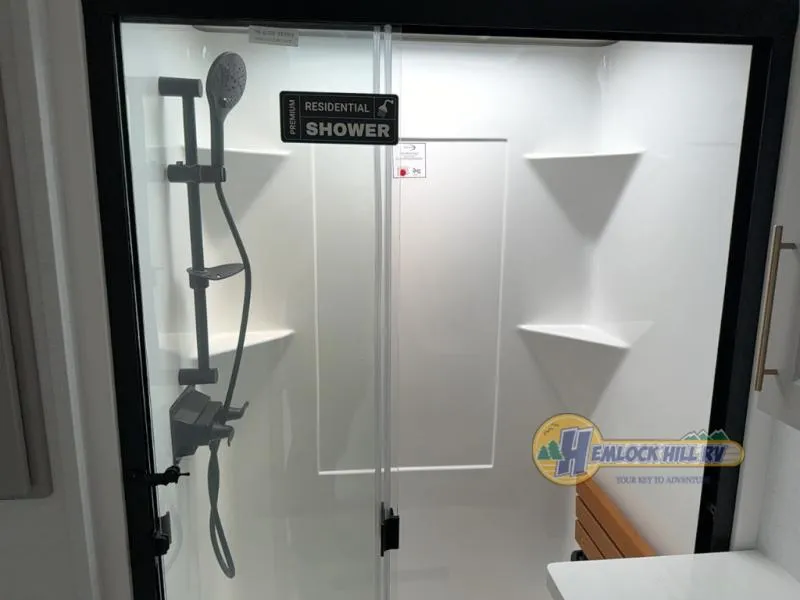 2026 Alliance RV Paradigm 310RL - Photo 3
