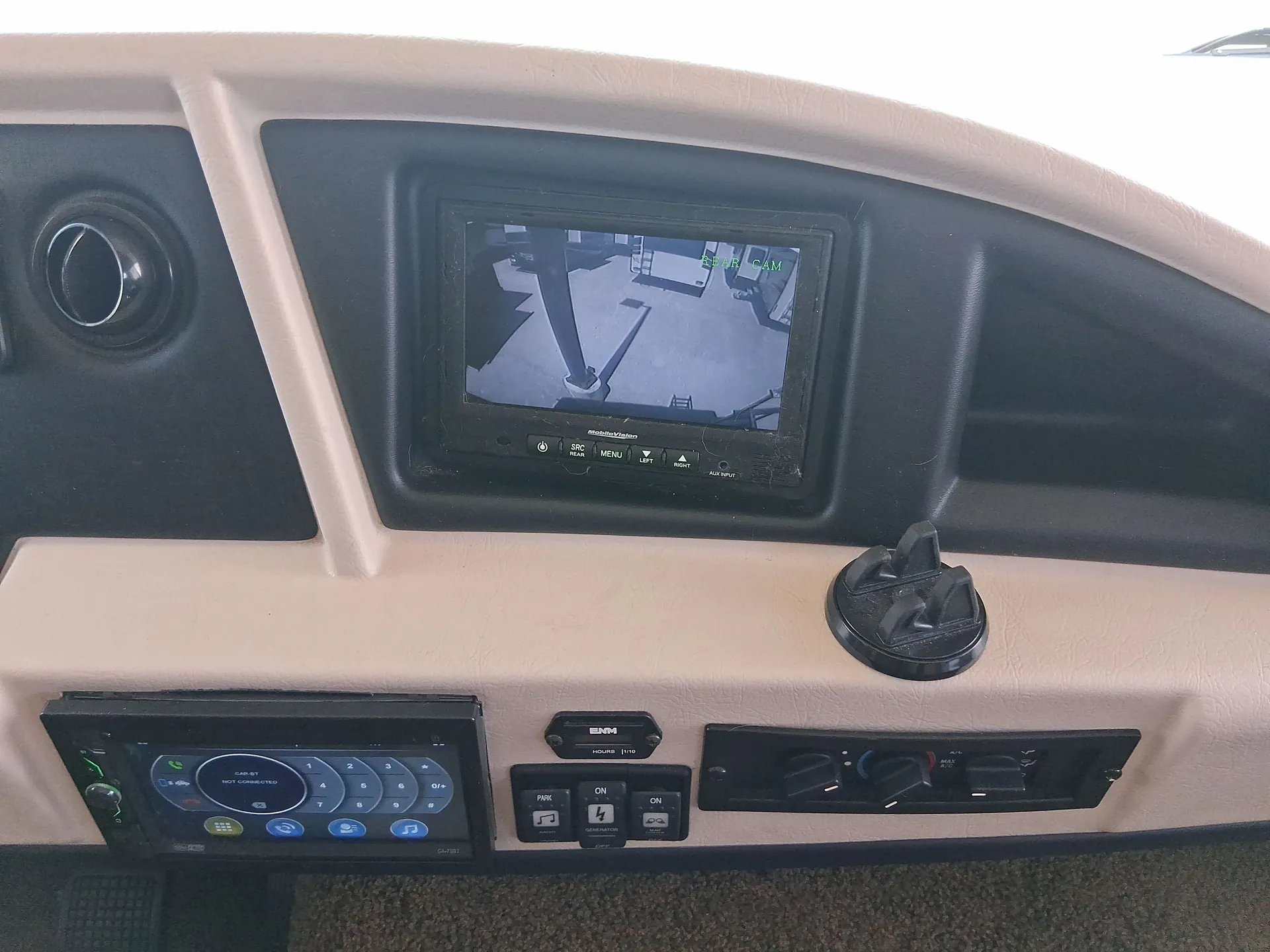2015 Fleetwood Southwind 34A — living area main