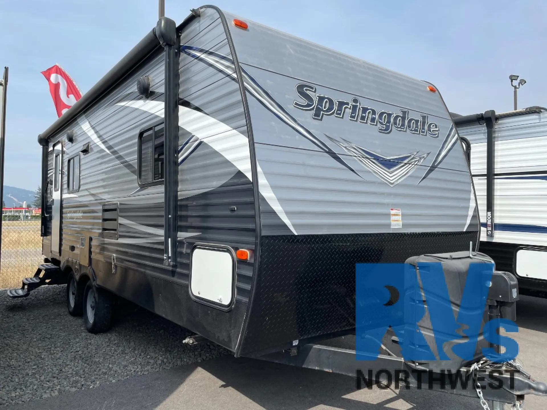 2017 Keystone Springdale 212RBWE - Photo 2
