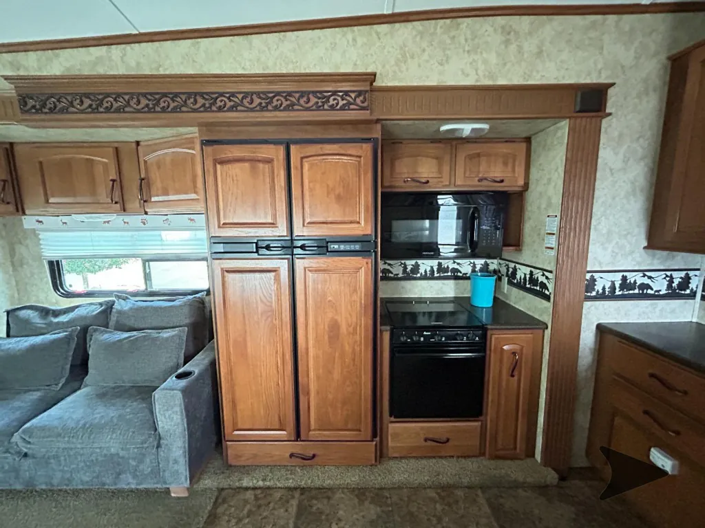 2012 Keystone Montana 3100RL, Photos photo 13