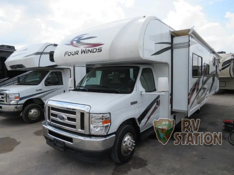 2022 Thor Motor Coach Four Winds 31EV - Photo 3