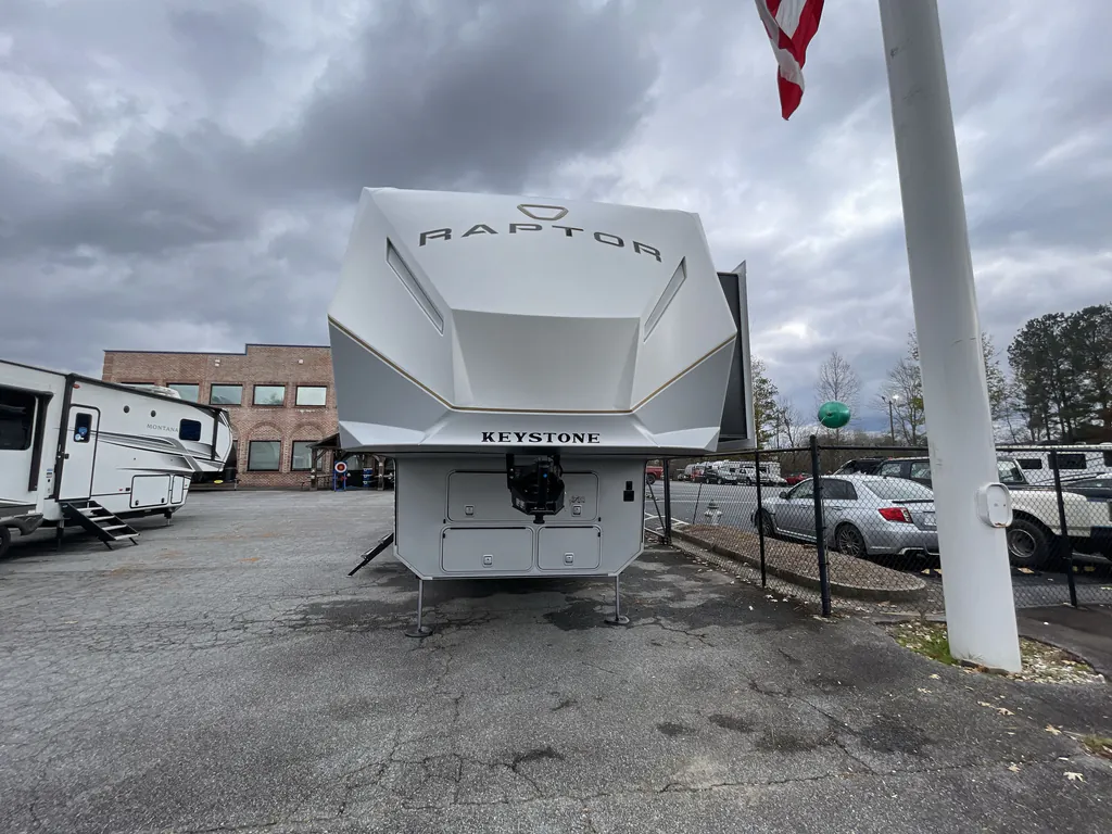 2026 Keystone Raptor 441, Photos photo 4