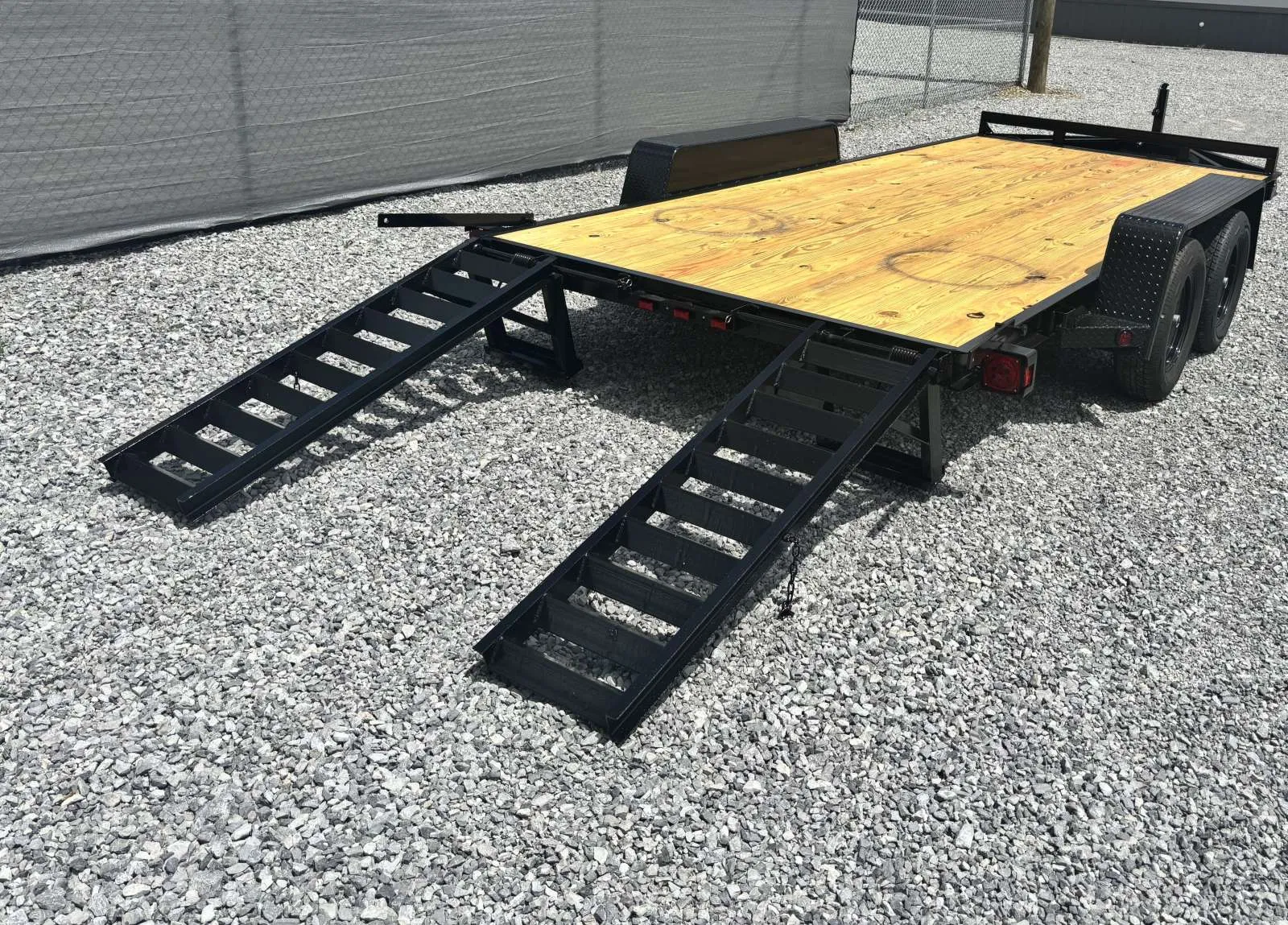 2026 Superior Superior 82" X 16 EQUIPMENT 7700# GVWR - Photo 3