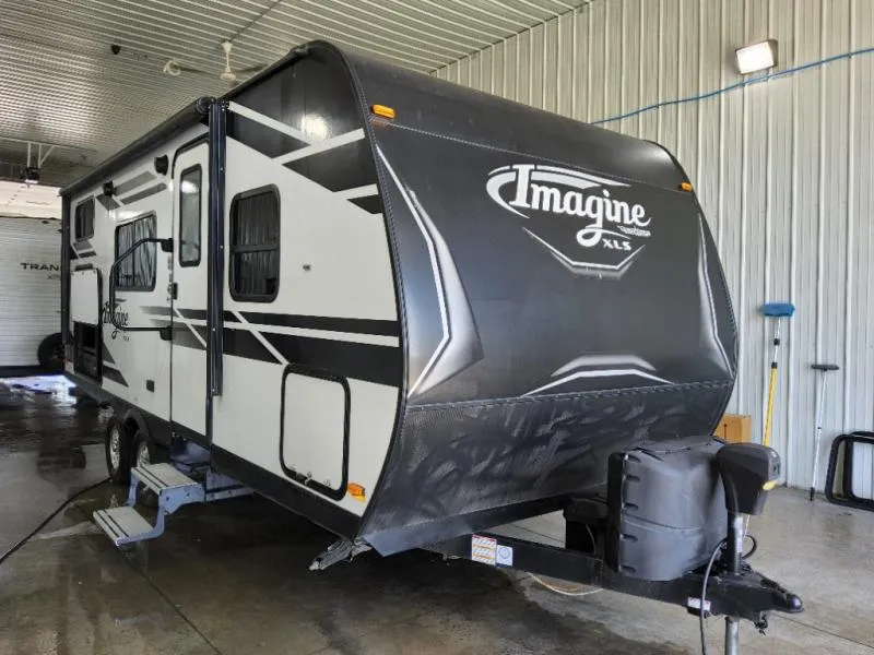2019 Grand Design Imagine XLS 21BHE - Photo 2