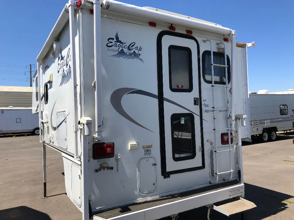 2004 Eagle Cap Campers Eagle Cap Used    850 - Photo 4