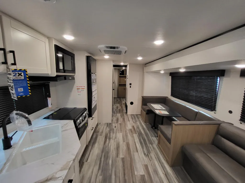 2026 Jayco Jay Flight SLX 321BDS, Photos photo 3