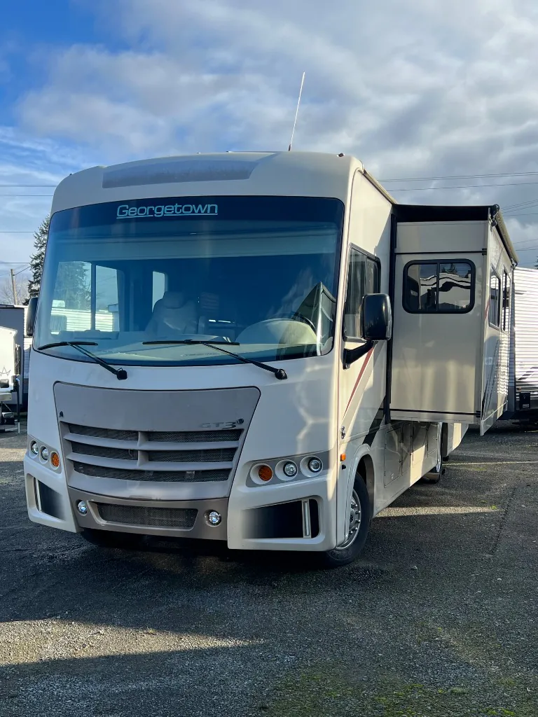 2018 Forest River Georgetown 3 Series GT3 30X3 - Photo 4